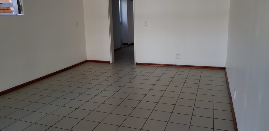 5 Bedroom Property for Sale in Athlone Western Cape